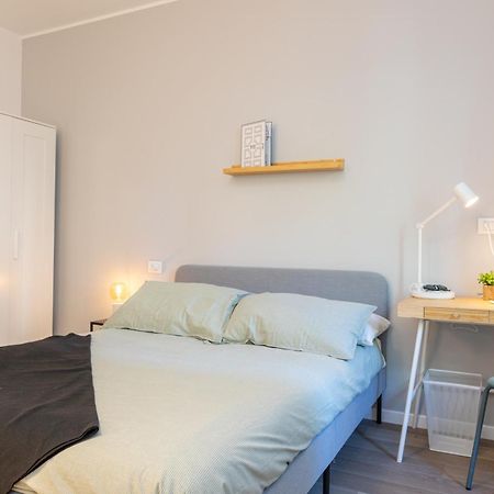 Joivy Contemporary Apartments In Historical Giambellino-Lorenteggio Milan Bagian luar foto