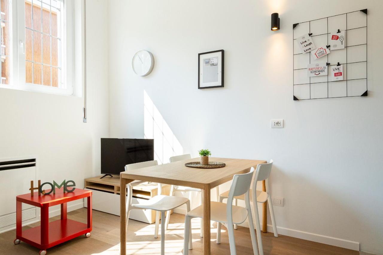 Joivy Contemporary Apartments In Historical Giambellino-Lorenteggio Milan Bagian luar foto