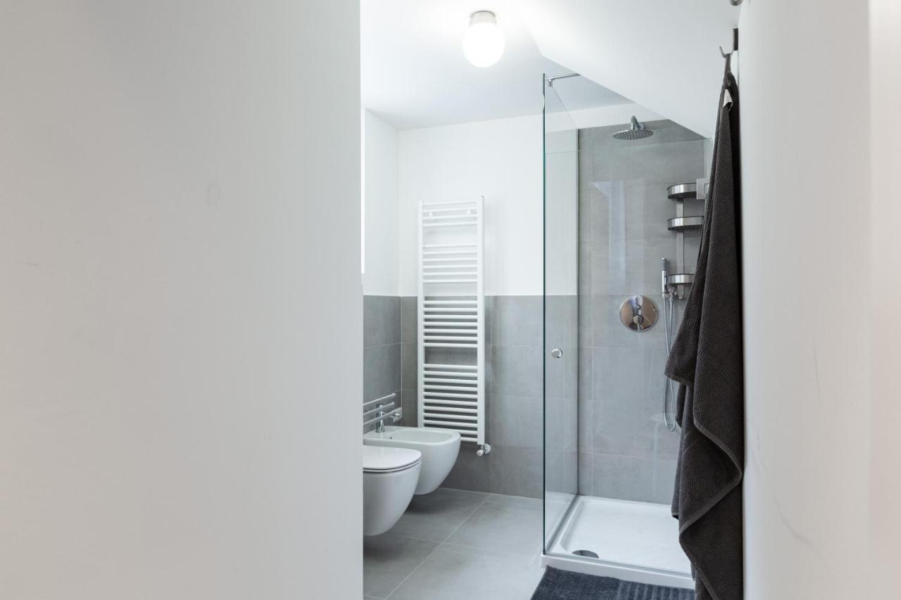 Joivy Contemporary Apartments In Historical Giambellino-Lorenteggio Milan Bagian luar foto
