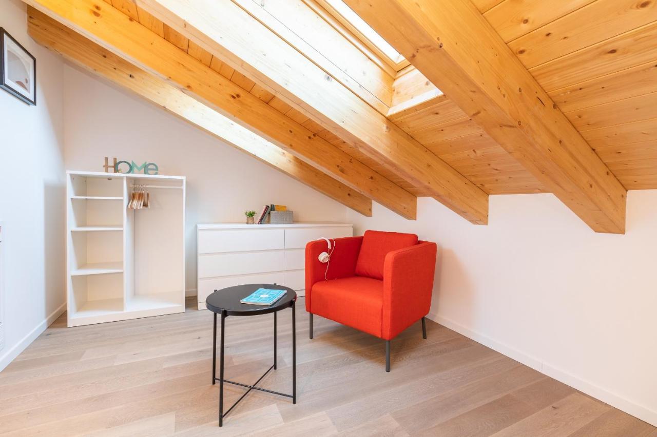 Joivy Contemporary Apartments In Historical Giambellino-Lorenteggio Milan Bagian luar foto