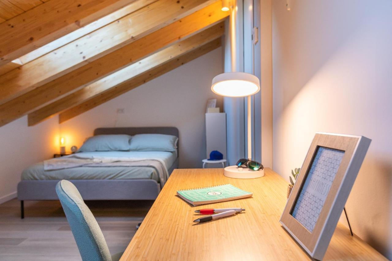 Joivy Contemporary Apartments In Historical Giambellino-Lorenteggio Milan Bagian luar foto