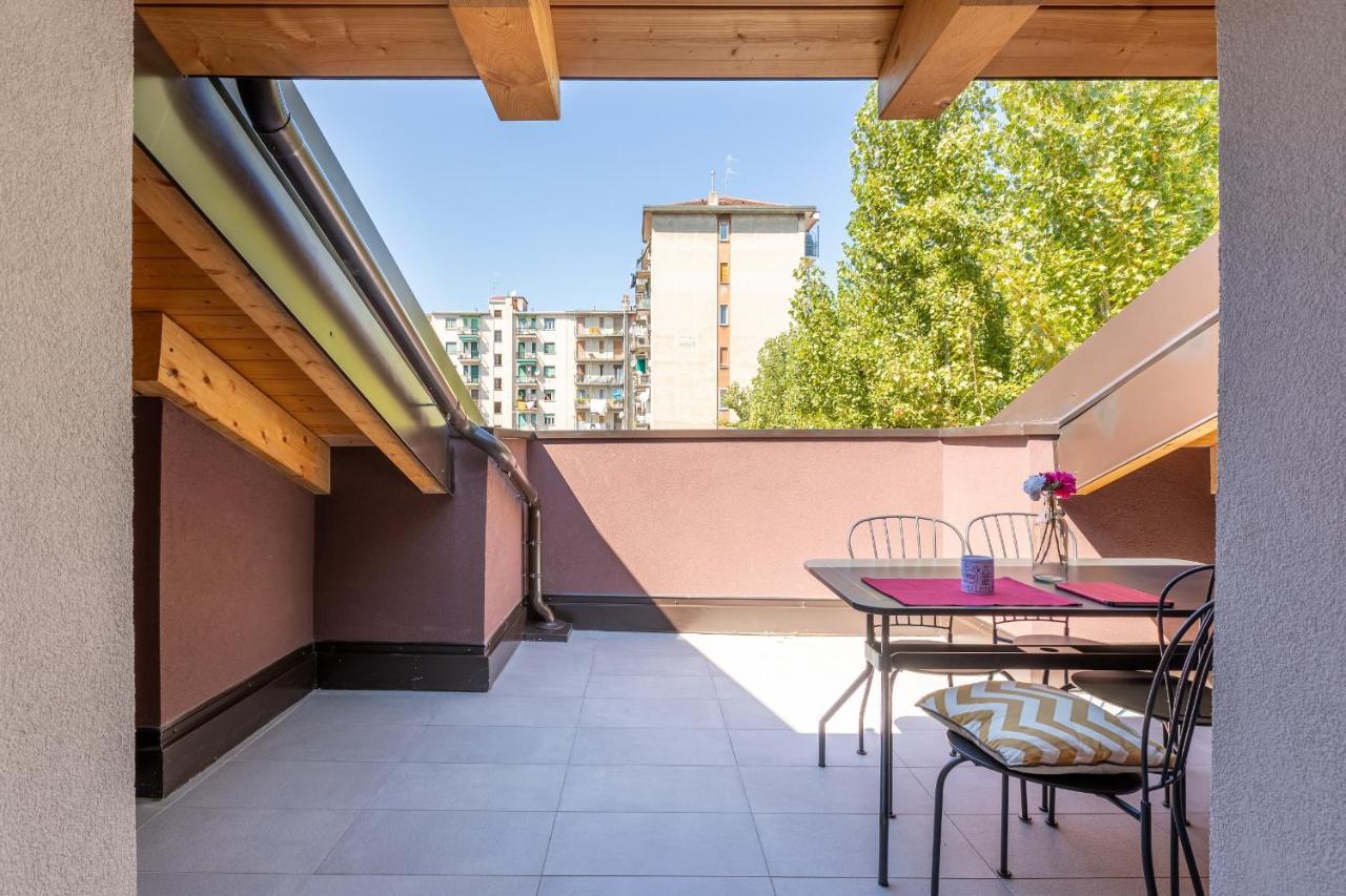 Joivy Contemporary Apartments In Historical Giambellino-Lorenteggio Milan Bagian luar foto