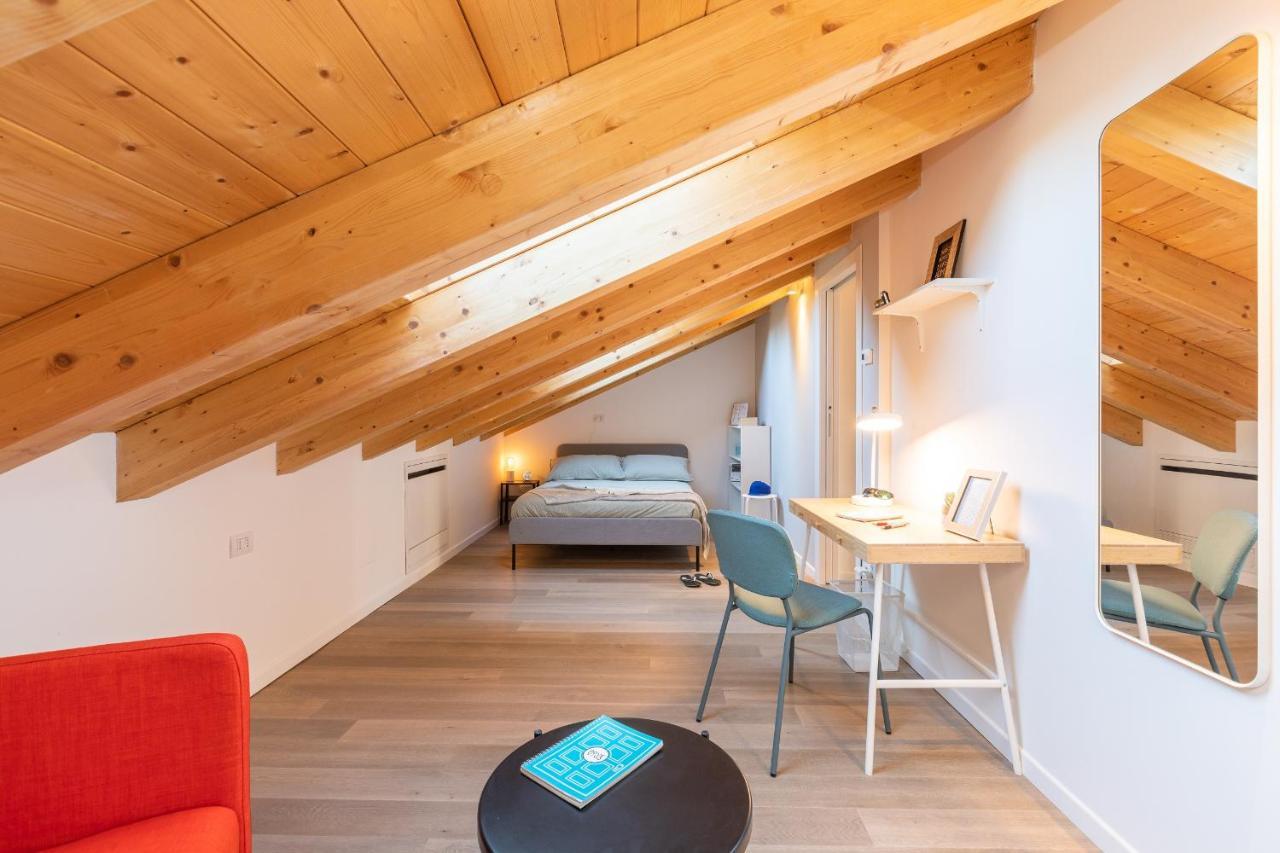 Joivy Contemporary Apartments In Historical Giambellino-Lorenteggio Milan Bagian luar foto