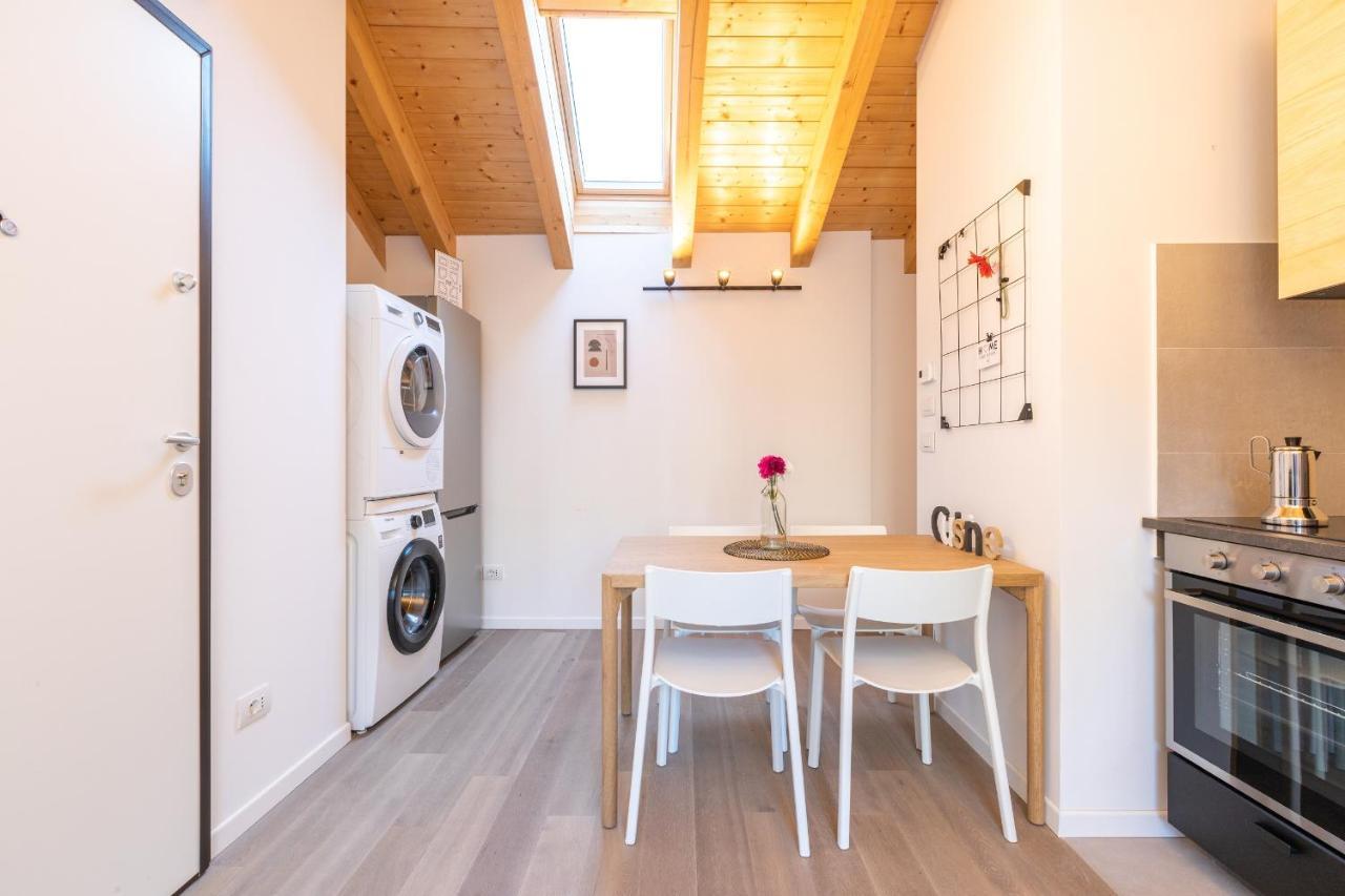 Joivy Contemporary Apartments In Historical Giambellino-Lorenteggio Milan Bagian luar foto