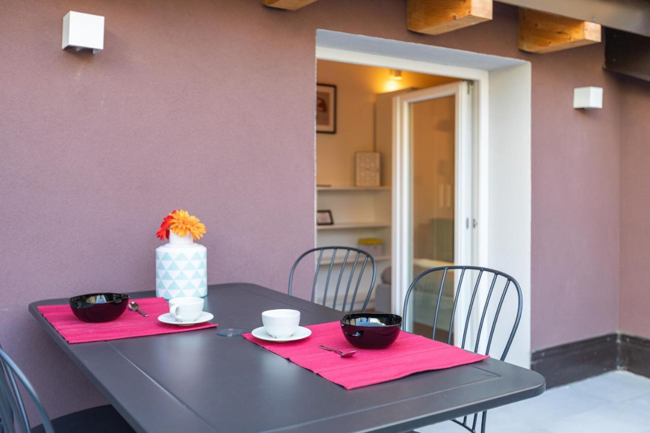 Joivy Contemporary Apartments In Historical Giambellino-Lorenteggio Milan Bagian luar foto